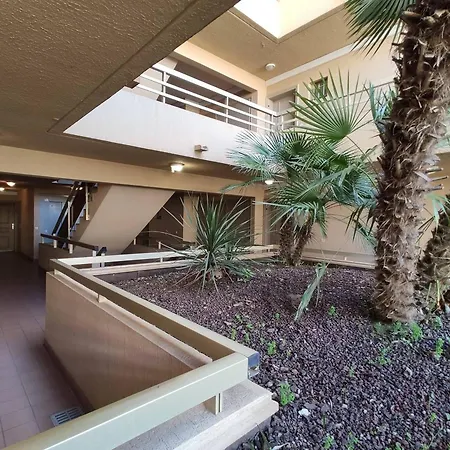 דירה 2 Pieces Avec Terrasse A 100m De La - Parking Prive, Antibes - Fr-1-252-155