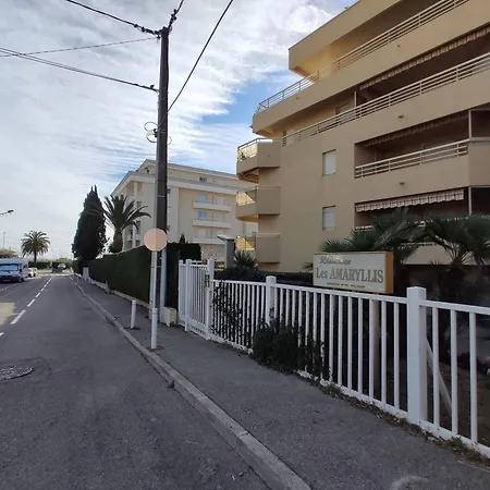 Apartman 2 Pieces Avec Terrasse A 100m De La - Parking Prive, Antibes - Fr-1-252-155